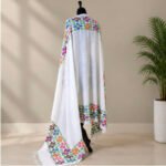 Luxury Embroidery Shawl - Image 4
